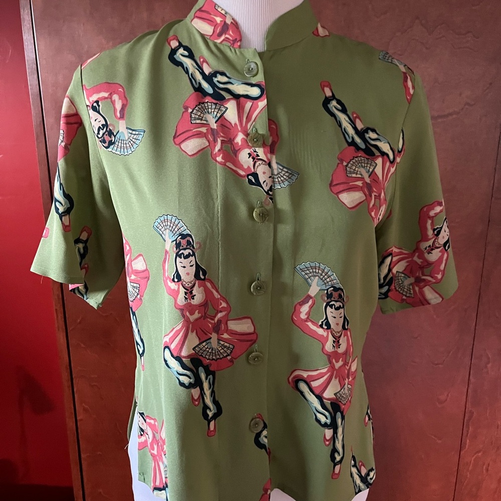 Harari Green Shirt with Red and Black Print